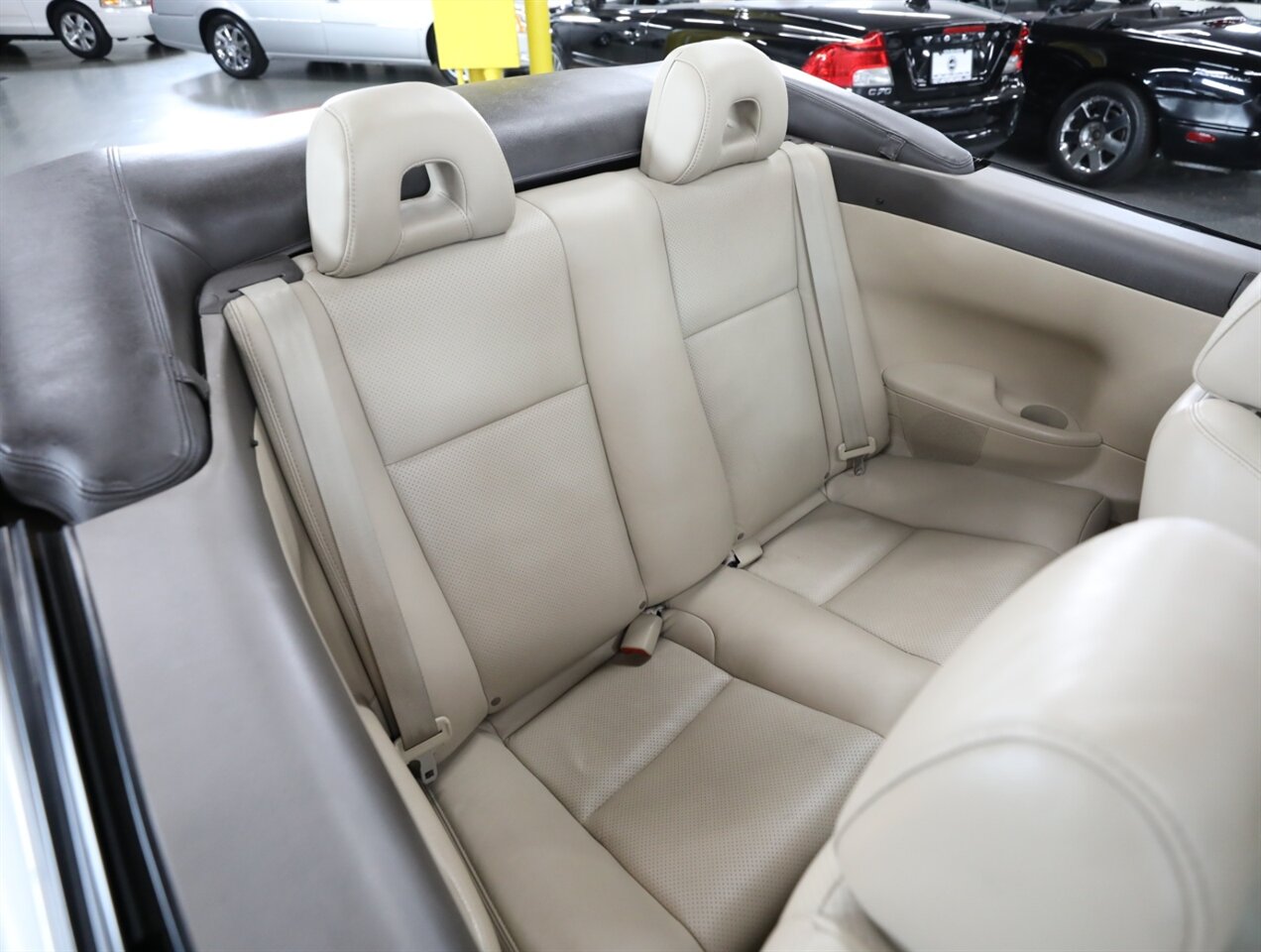 2008 Toyota Camry Solara SLE V6 Convertible - Photo 20 - Addison, IL 60101