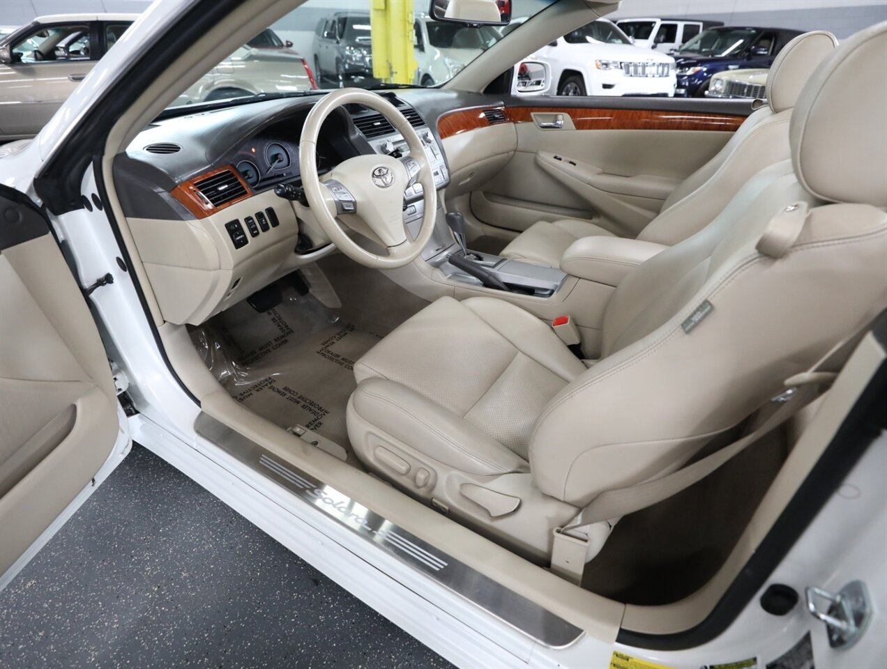 2008 Toyota Camry Solara SLE V6 Convertible - Photo 24 - Addison, IL 60101