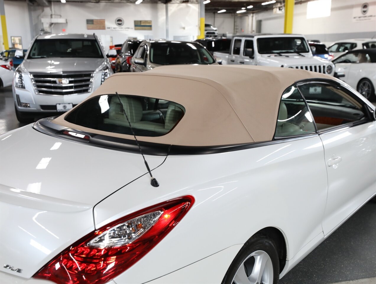 2008 Toyota Camry Solara SLE V6 Convertible - Photo 36 - Addison, IL 60101