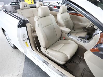 2008 Toyota Camry Solara SLE V6 Convertible - Photo 19 - Addison, IL 60101