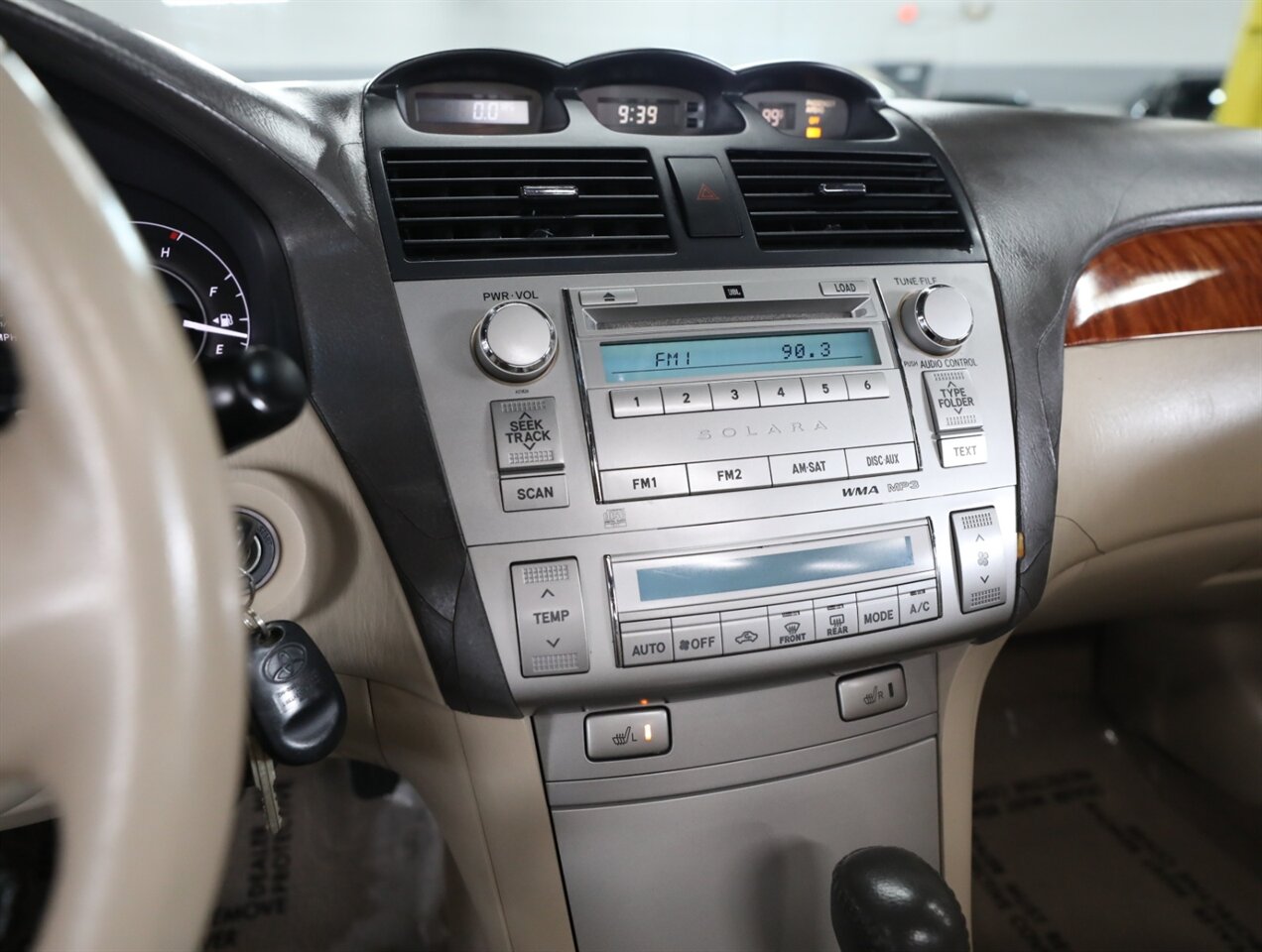 2008 Toyota Camry Solara SLE V6 Convertible - Photo 26 - Addison, IL 60101