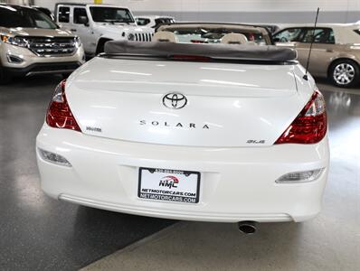 2008 Toyota Camry Solara SLE V6 Convertible - Photo 10 - Addison, IL 60101