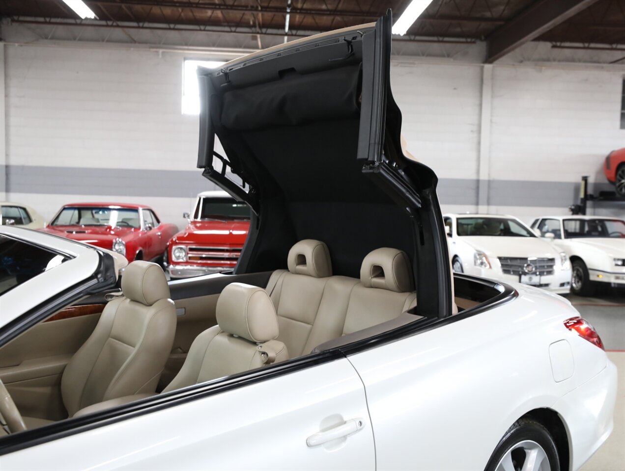 2008 Toyota Camry Solara SLE V6 Convertible - Photo 38 - Addison, IL 60101