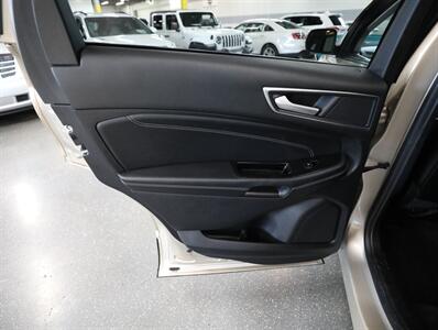 2018 Ford Edge Titanium - Photo 24 - Addison, IL 60101