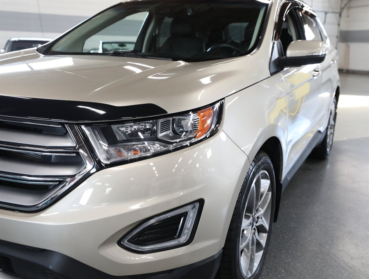 2018 Ford Edge Titanium - Photo 5 - Addison, IL 60101