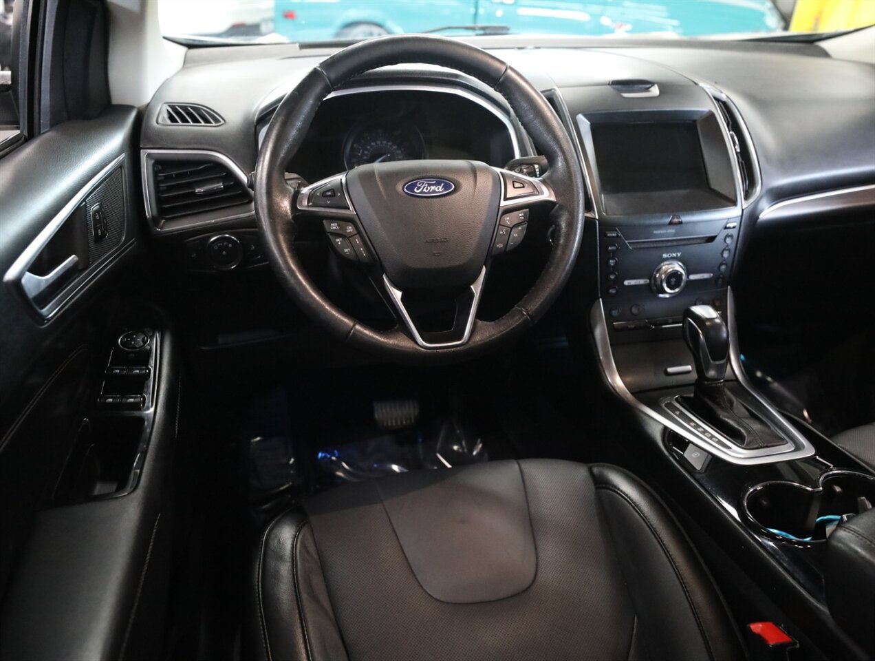 2018 Ford Edge Titanium - Photo 27 - Addison, IL 60101