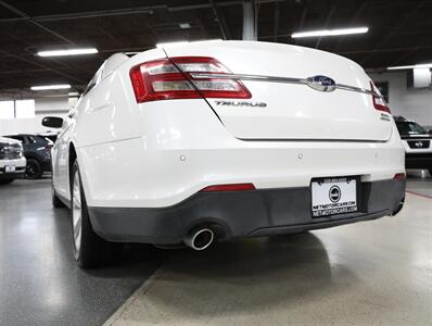 2015 Ford Taurus SEL   - Photo 11 - Addison, IL 60101