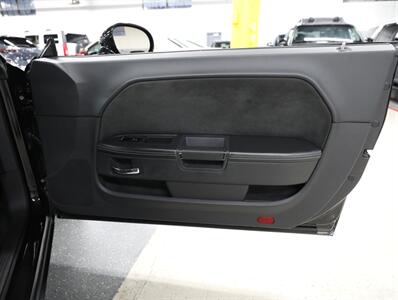 2009 Dodge Challenger SRT8   - Photo 21 - Addison, IL 60101