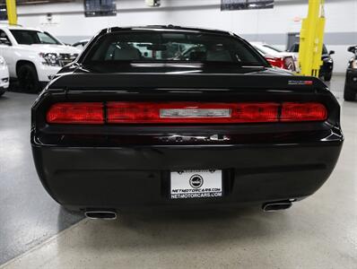 2009 Dodge Challenger SRT8   - Photo 13 - Addison, IL 60101