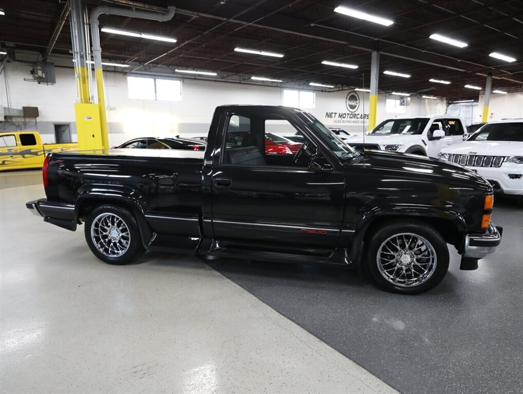 1988 Chevrolet Silverado 1500 Stepside - Photo 8 - Addison, IL 60101