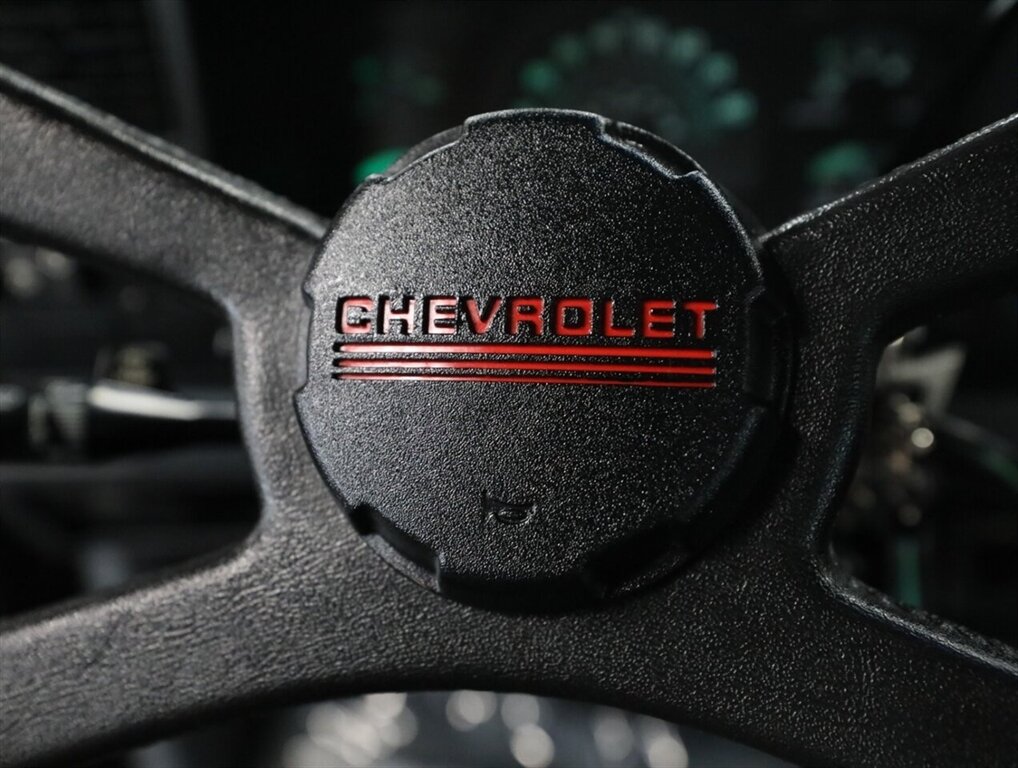1988 Chevrolet Silverado 1500 Stepside - Photo 30 - Addison, IL 60101