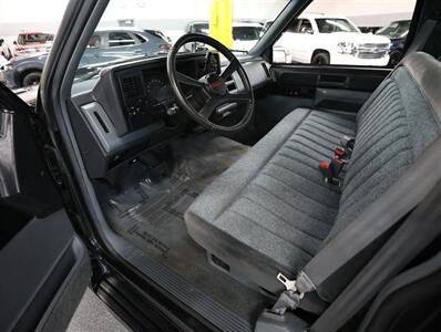 1988 Chevrolet Silverado 1500 Stepside - Photo 25 - Addison, IL 60101