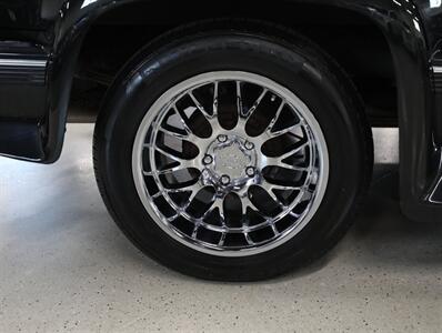 1988 Chevrolet Silverado 1500 Stepside - Photo 37 - Addison, IL 60101