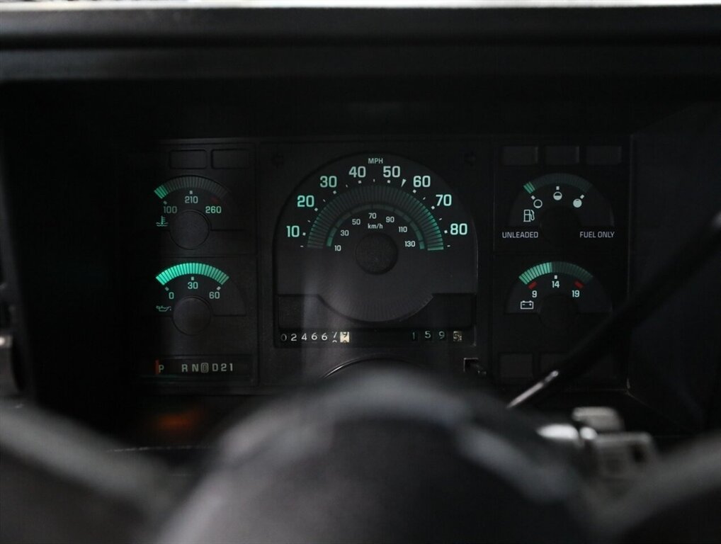 1988 Chevrolet Silverado 1500 Stepside - Photo 32 - Addison, IL 60101