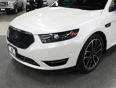 2018 Ford Taurus SHO   - Photo 3 - Addison, IL 60101