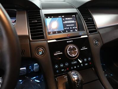 2018 Ford Taurus SHO   - Photo 36 - Addison, IL 60101