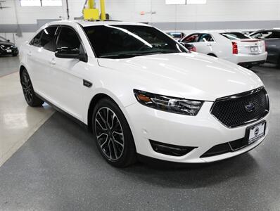 2018 Ford Taurus SHO   - Photo 7 - Addison, IL 60101
