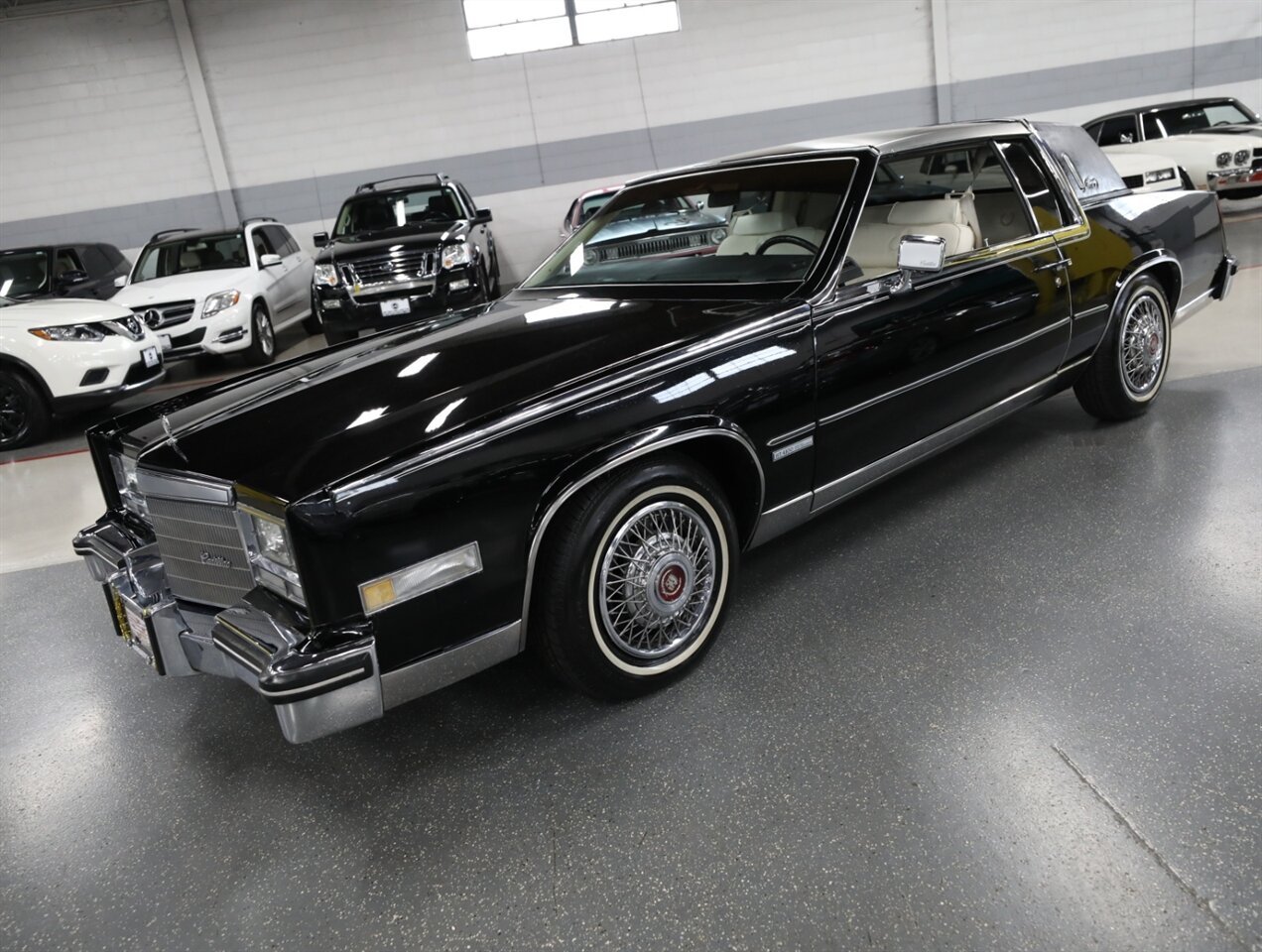 1983 Cadillac Eldorado Biarritz - Photo 4 - Addison, IL 60101