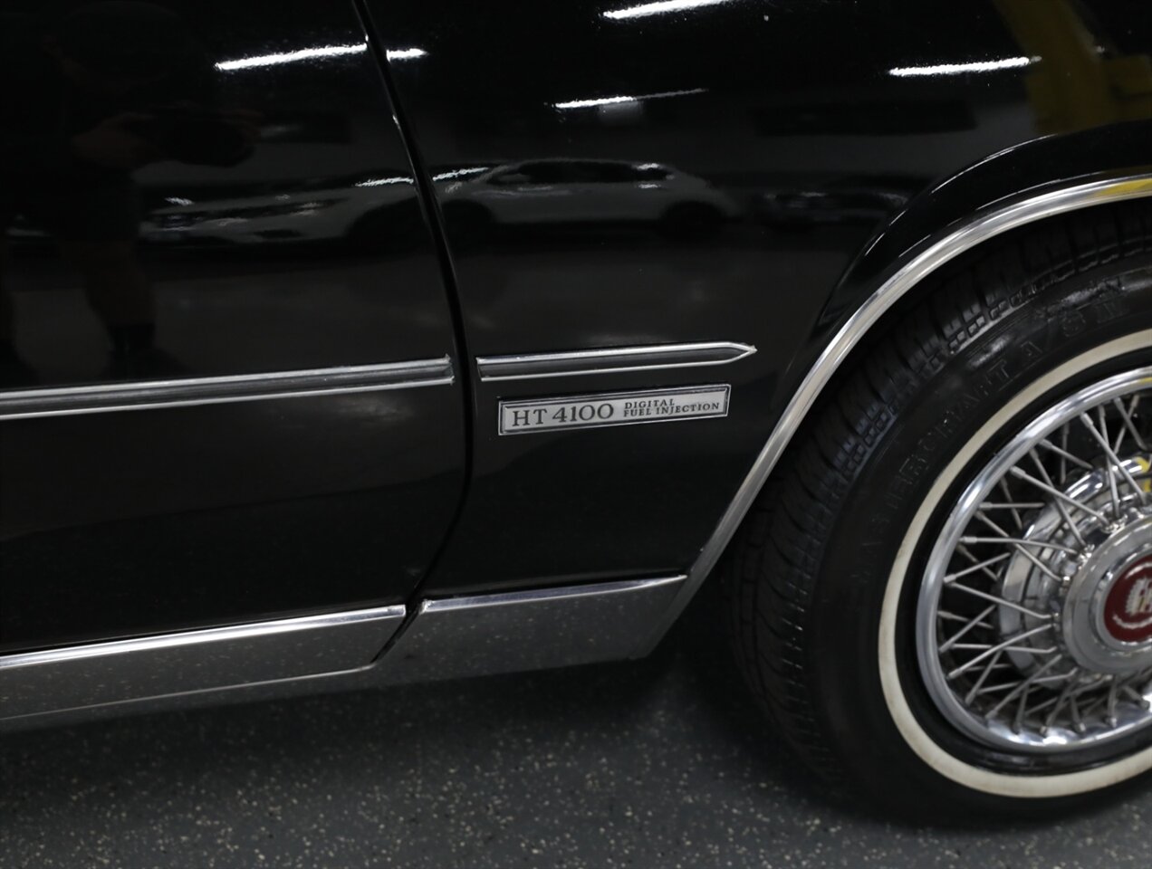 1983 Cadillac Eldorado Biarritz - Photo 13 - Addison, IL 60101