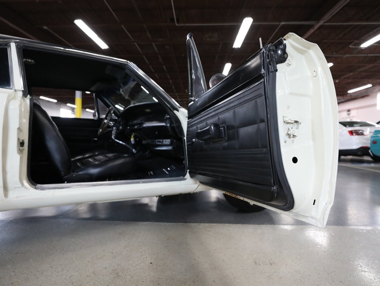 1968 Plymouth Road Runner - Photo 30 - Addison, IL 60101