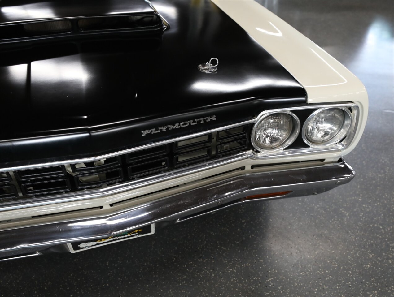 1968 Plymouth Road Runner - Photo 6 - Addison, IL 60101