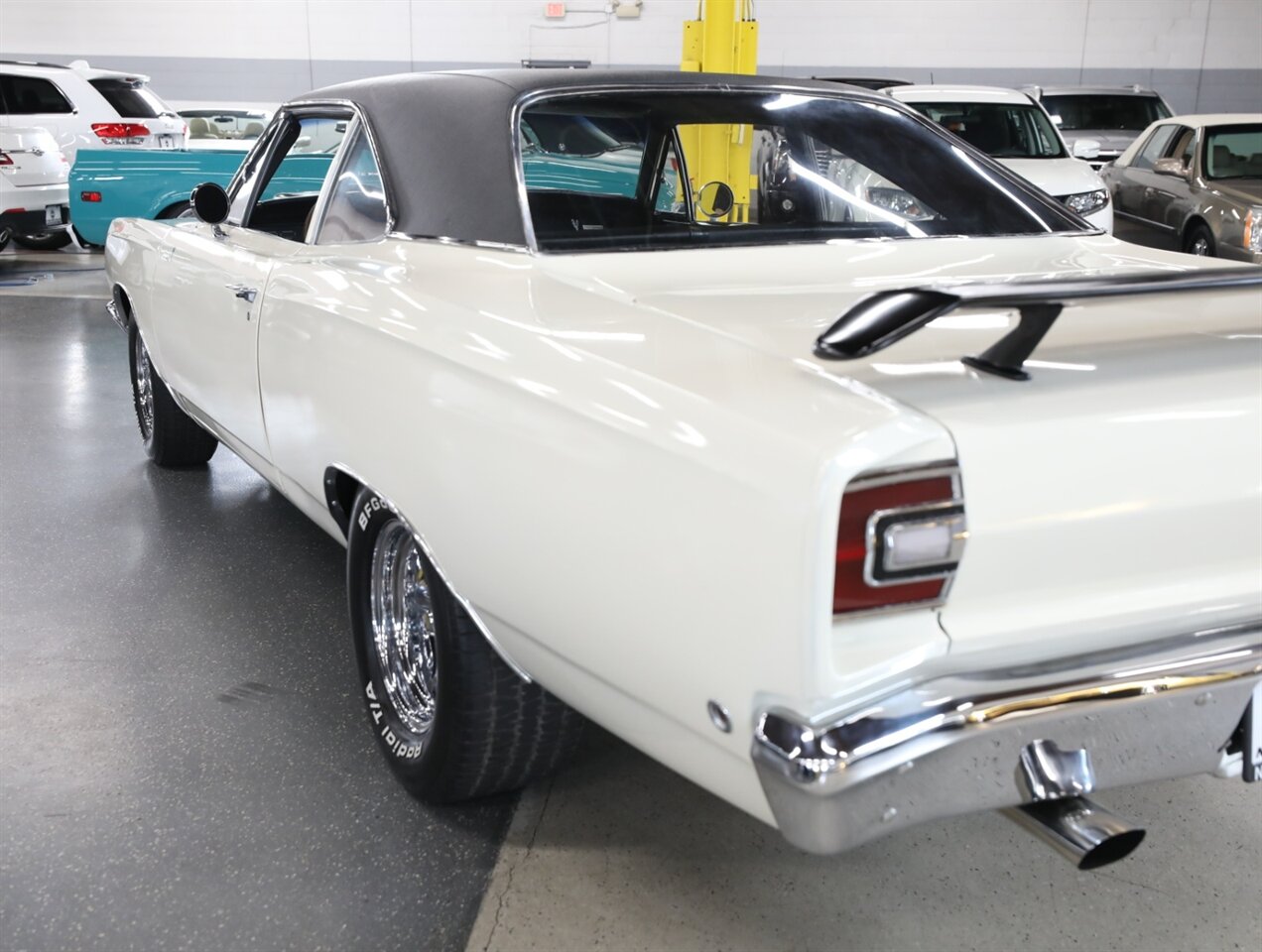 1968 Plymouth Road Runner - Photo 24 - Addison, IL 60101