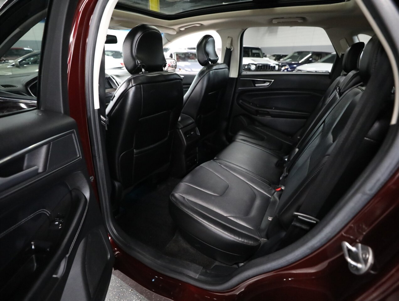 2017 Ford Edge Titanium AWD - Photo 25 - Addison, IL 60101