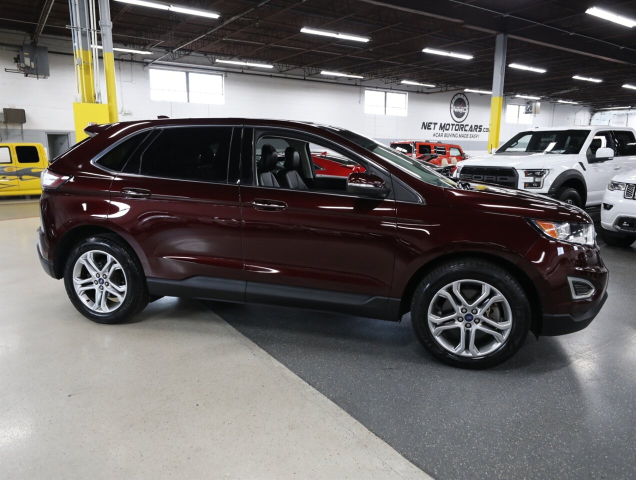2017 Ford Edge Titanium AWD - Photo 8 - Addison, IL 60101