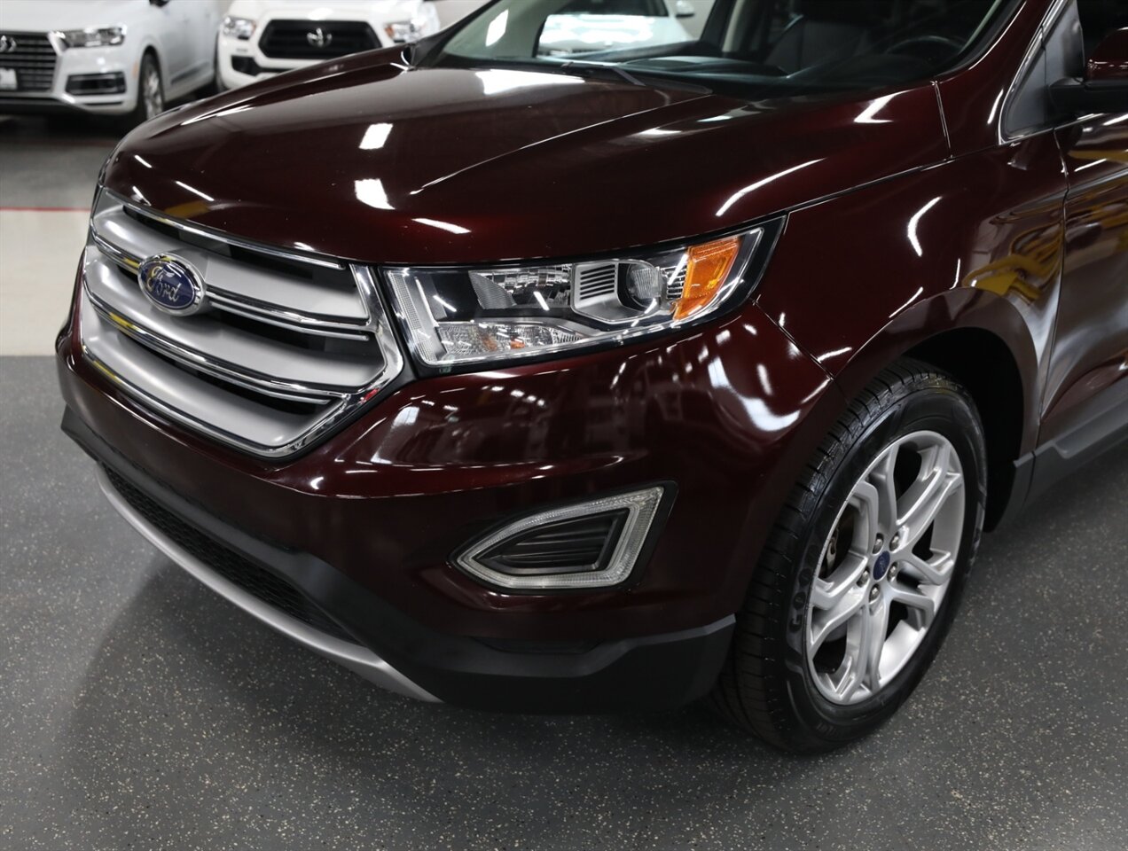 2017 Ford Edge Titanium AWD - Photo 3 - Addison, IL 60101