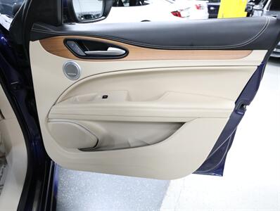 2021 Alfa Romeo Stelvio Ti AWD   - Photo 17 - Addison, IL 60101