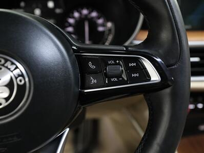 2021 Alfa Romeo Stelvio Ti AWD   - Photo 42 - Addison, IL 60101