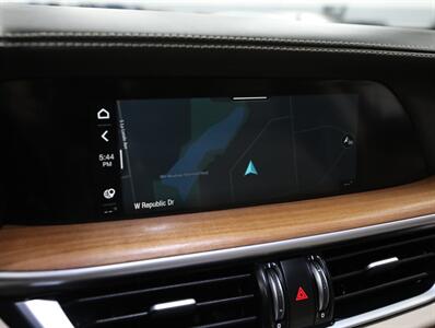2021 Alfa Romeo Stelvio Ti AWD   - Photo 39 - Addison, IL 60101