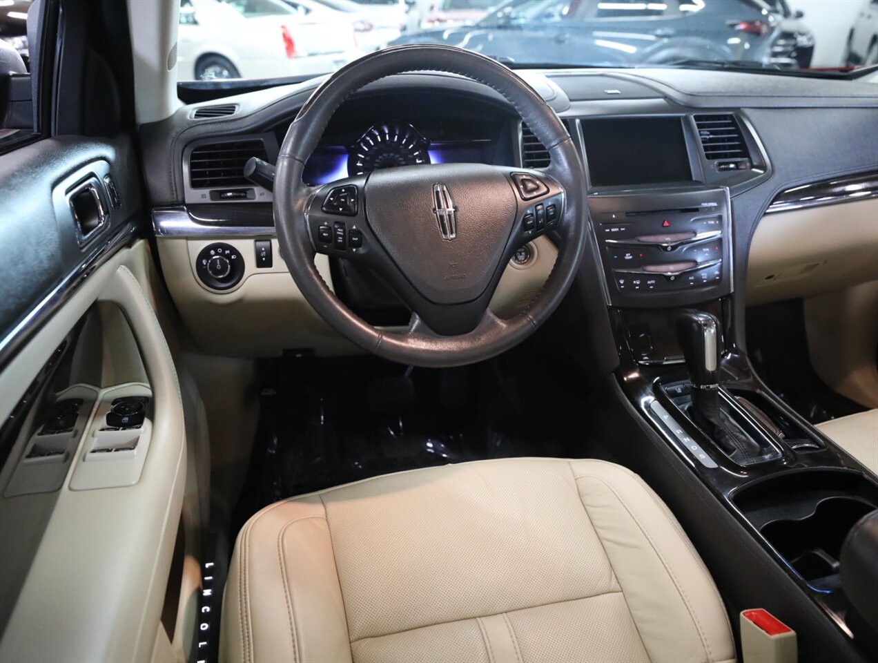 2015 Lincoln MKS EcoBoost - Photo 26 - Addison, IL 60101