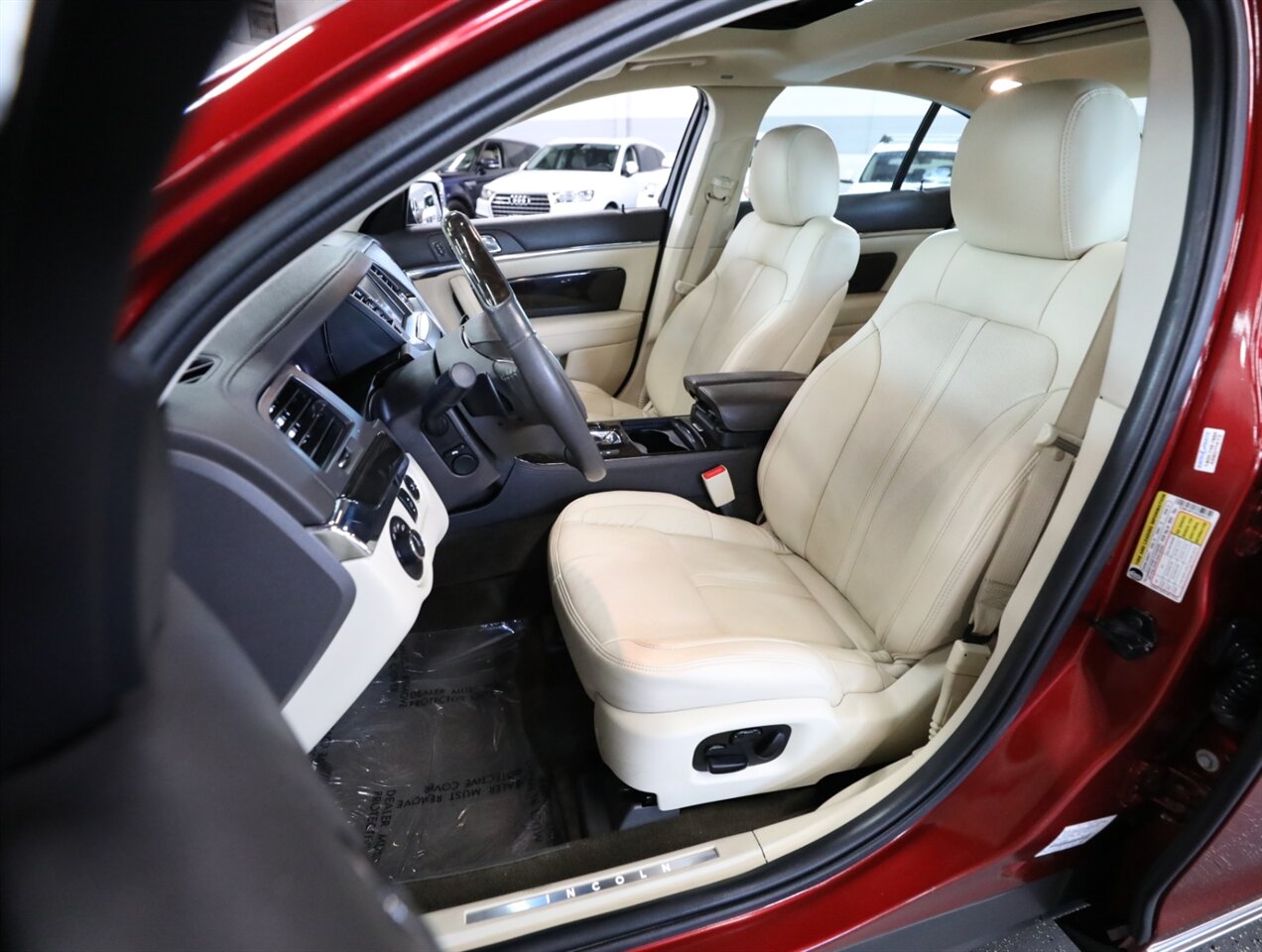 2015 Lincoln MKS EcoBoost - Photo 29 - Addison, IL 60101