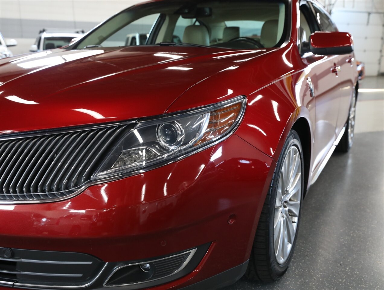 2015 Lincoln MKS EcoBoost - Photo 5 - Addison, IL 60101