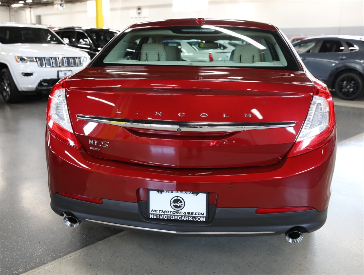 2015 Lincoln MKS EcoBoost - Photo 10 - Addison, IL 60101