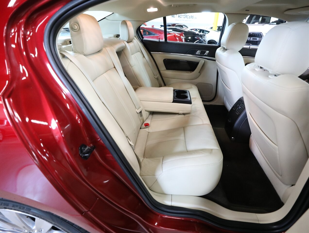 2015 Lincoln MKS EcoBoost - Photo 21 - Addison, IL 60101