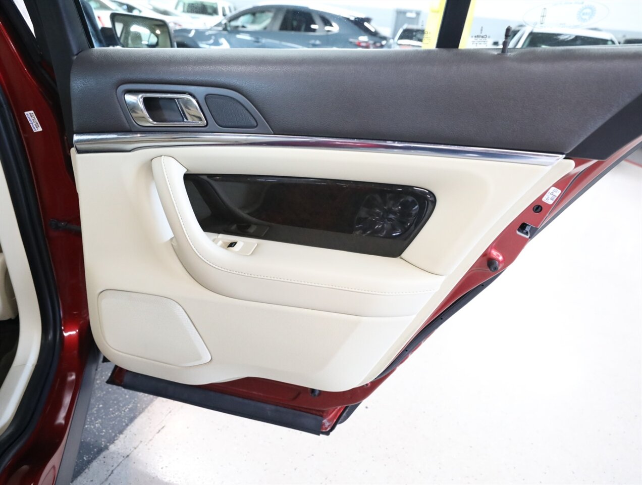 2015 Lincoln MKS EcoBoost - Photo 19 - Addison, IL 60101