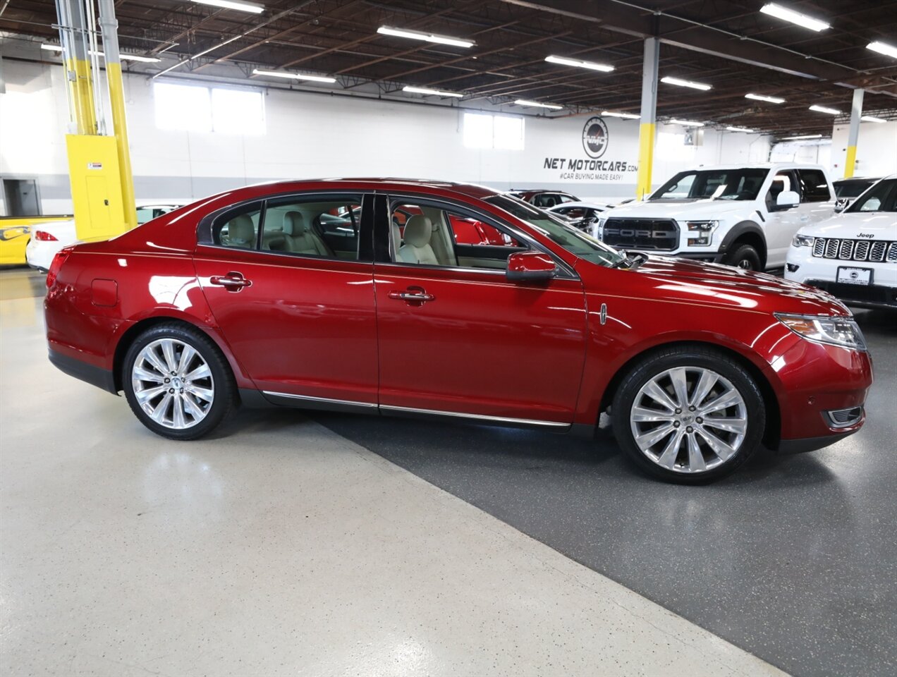 2015 Lincoln MKS EcoBoost - Photo 8 - Addison, IL 60101