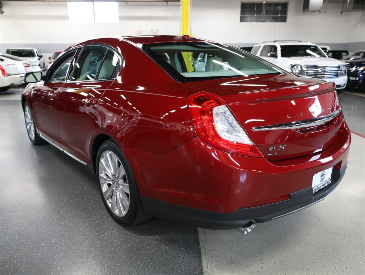 2015 Lincoln MKS EcoBoost - Photo 13 - Addison, IL 60101