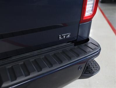 2018 Chevrolet Silverado 1500 LTZ Z71   - Photo 13 - Addison, IL 60101