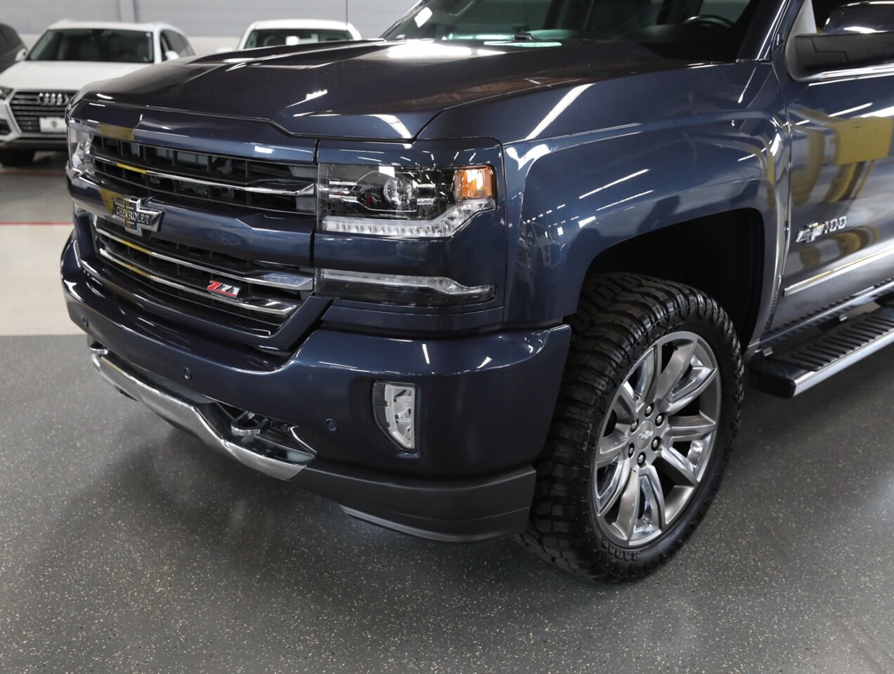 2018 Chevrolet Silverado 1500 LTZ Z71 photo 3