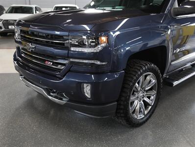 2018 Chevrolet Silverado 1500 LTZ Z71   - Photo 3 - Addison, IL 60101