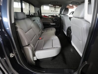 2018 Chevrolet Silverado 1500 LTZ Z71   - Photo 24 - Addison, IL 60101