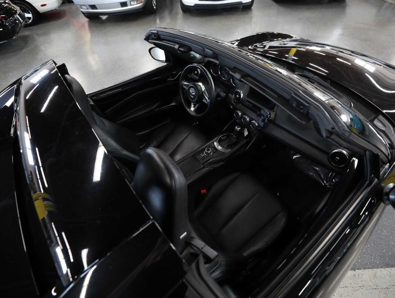 2019 Mazda MX-5 Miata RF Grand Touring - Photo 18 - Addison, IL 60101