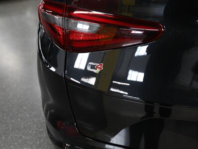 2021 Alfa Romeo Stelvio Ti Sport AWD   - Photo 12 - Addison, IL 60101