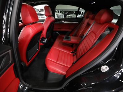 2021 Alfa Romeo Stelvio Ti Sport AWD   - Photo 28 - Addison, IL 60101