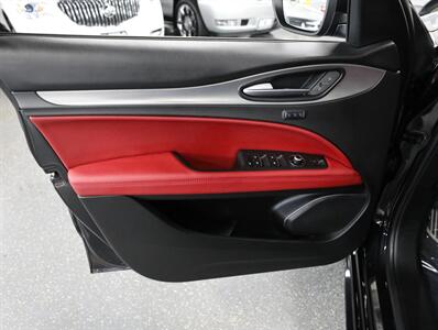 2021 Alfa Romeo Stelvio Ti Sport AWD   - Photo 30 - Addison, IL 60101