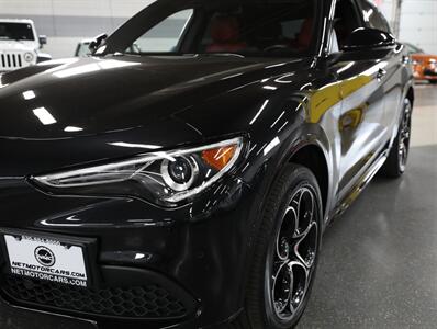 2021 Alfa Romeo Stelvio Ti Sport AWD   - Photo 5 - Addison, IL 60101