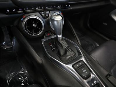 2017 Chevrolet Camaro 2LT Convertible   - Photo 28 - Addison, IL 60101